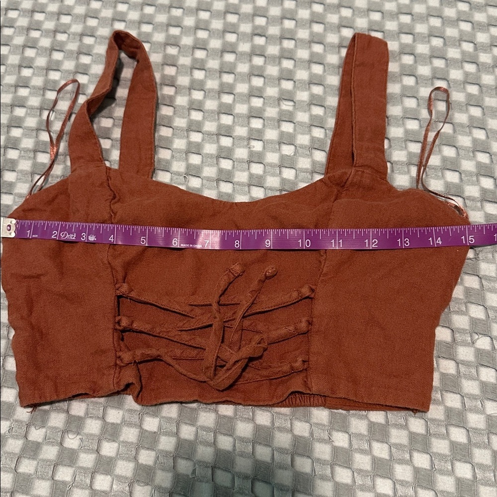 Abercrombie & Fitch Rust Lace-Up Crop Top - Picture 10 of 11